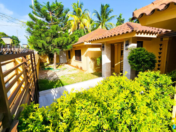 Casa En Los Altos De Rio Dulce – Venta – Amplio Patio y Jardin